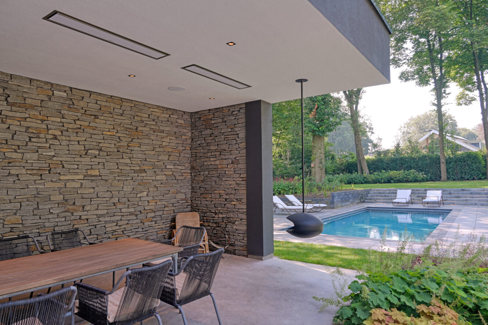 Platinum Smart-Heat™ Electric 2300W In-Celling Bromic